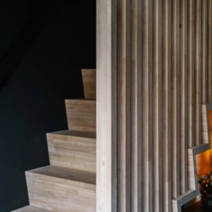 Rubberwood hekwerk van trap